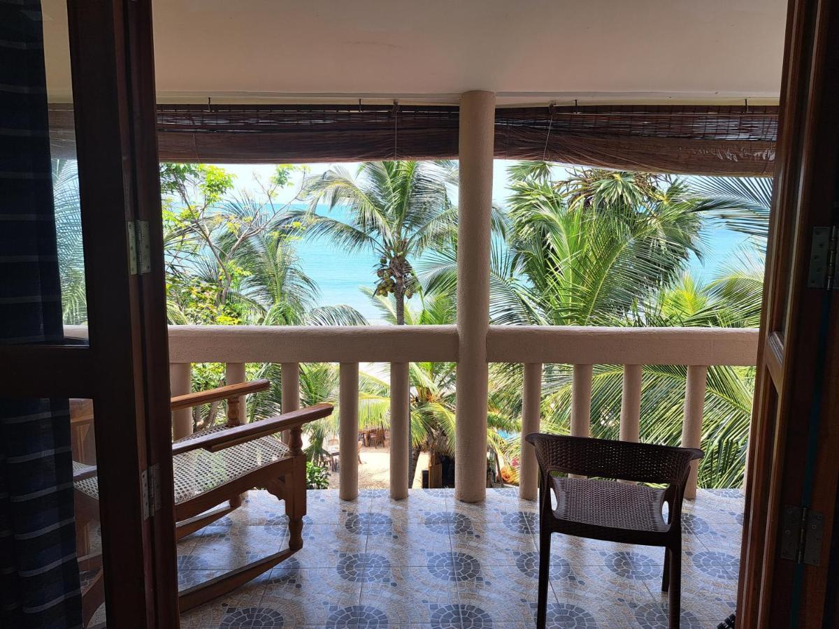 The Surf Access Guest House Arugam Bay Exteriör bild
